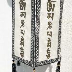 Nepáli OM Mani Padme Hum mantrás lampion hatszögletű 33 cm