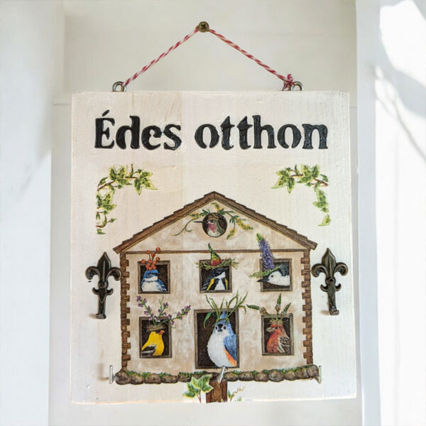Édes otthon feliratos kézműves kulcstartós falikép