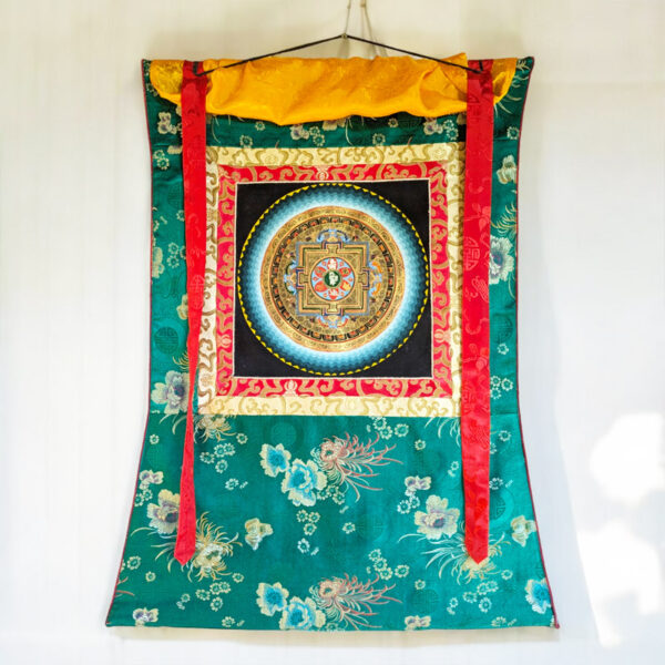 Nepáli buddhista mandala thangka Om Mani Padme Hum mantrával